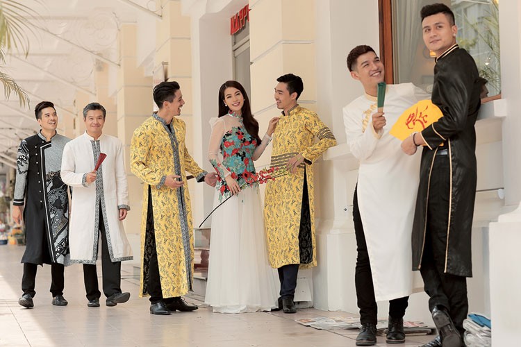 Truong Ngoc Anh ruc ro ao dai cung dien vien Truy sat-Hinh-13